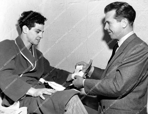 crp-12406 1950 candid Dick Powell w light heavyweight boxing champ Art Aragon film Right Cross crp-12406