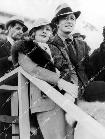 crp-12479 1935 news photo Alice White & husband Cy Bartlett at the race track crp-12479