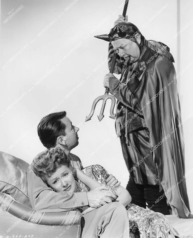 crp-12864 1945 Irene Dunne, Alexander Knox, Charles Coburn in devil costume film Over 21 crp-12864