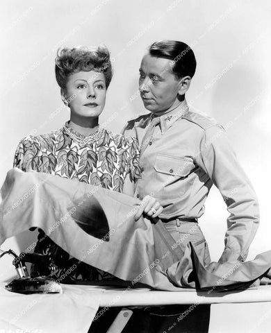 crp-12895 1945 Alexander Knox & Irene Dunne have ironing mishap film Over 21 crp-12895