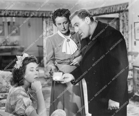 crp-12959 1945 photo William Bendix, Anne Revere, Mary Treen film Don Juan Quilligan crp-12959