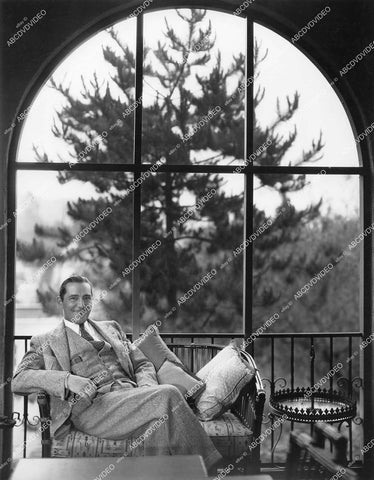 crp-13165 1930's William Stage Boyd relaxing at home crp-13165