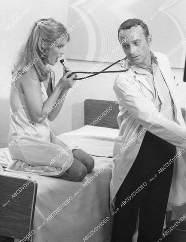crp-01318 1977 sexy Mary Louise Weller, Larry Linville TV Calling Dr. Storm, M.D. crp-01318