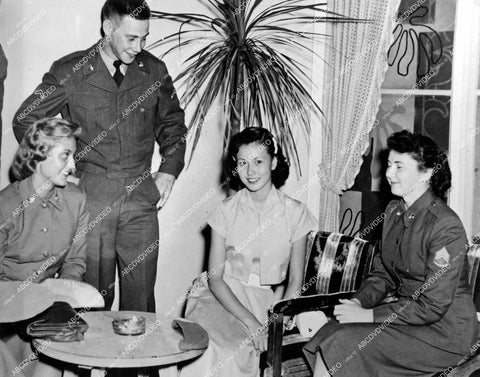 crp-13338 1955 Mitsuko Kimura gives tour Tokyo's Daiei Studios for Elaine Pancoe, Chris Drake, Mary DeAngelo, Phyllis Roberts crp-13338