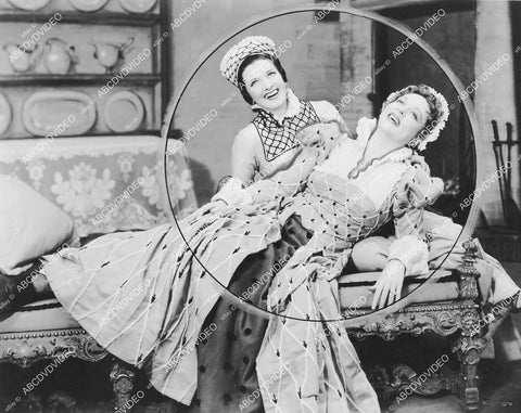 crp-13351 1946 Jessie Royce Landis, Gina Malo live theatrical play The Merry Wives of Windsor crp-13351