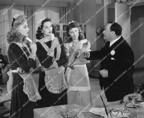 crp-13370 1943 hotel maids Ann Savage, Jinx Falkenburg, Joan Davis w Harrison Greene film Two Senoritas from Chicago crp-13370