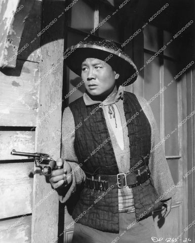crp-13526 1953 Eddie Lee film Target Hong Kong crp-13526
