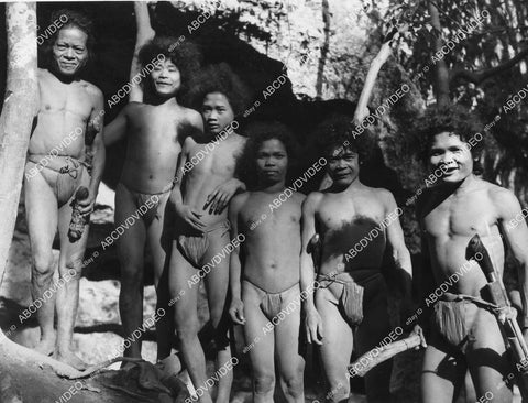 crp-01369 1972 TV documentary The Cave People of the Philippines - Island of Mindanao crp-01369