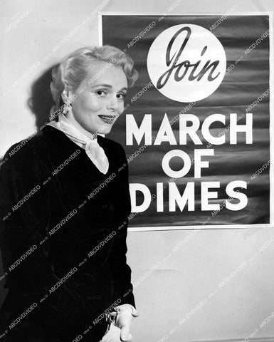 crp-13723 1952 Marie Wilson helps March of Dimes charity crp-13723