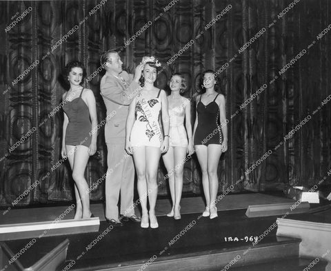 crp-13813 1950's Rex Allen does Washington D.C. & suburbs tour judges local beauty contest crp-13813