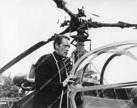 crp-13892 1968 Patrick McGoohan at the helicopter TV The Prisoner crp-13892