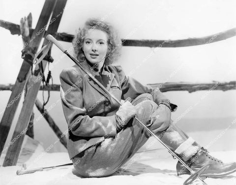 crp-14340 1943 pretty Evelyn Keyes geared up snow skiing film Dangerous Blondes crp-14340