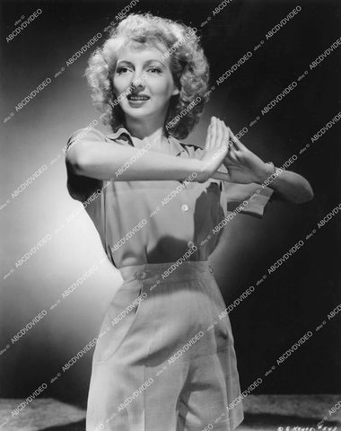 crp-14375 1943 athletic Evelyn Keyes does morning exercises crp-14375
