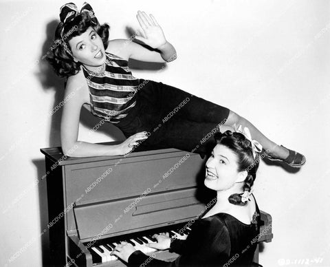 crp-14871 1946 Pat Yankee, Jeff Donnell film It's Great to Be Young crp-14871