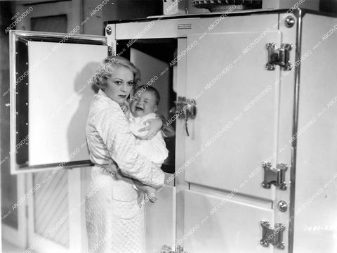 crp-14959 1934 Sally Eilers w the baby in the ice box film She Made Her Bed crp-14959