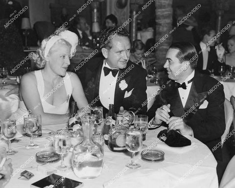 crp-01495 1936 Mr & Mrs Frank Borzage, John Garber dine at Los Angeles Cocoanut Grove crp-01495