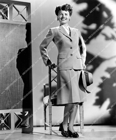 crp-15065 1941 Janet Blair models new fashion crp-15065