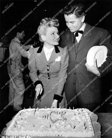 crp-15113 1946 Janet Blair, Glenn Ford cut birthday cake on set film Gallant Journey crp-15113