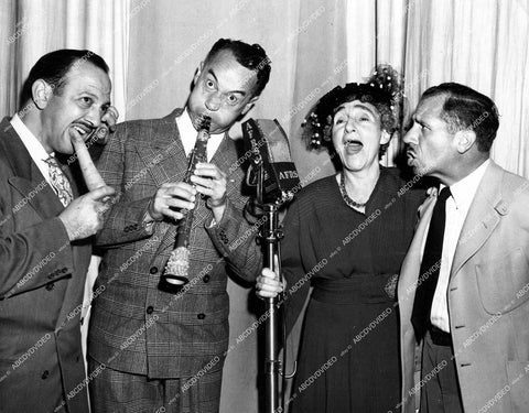 crp-15482 1944 voice actors Mel Blanc, Pinto Colvig, Russi Taylor, Clarence Nash for AFRS Armed Forces Radio Service crp-15482