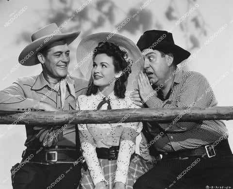crp-01548 1945 Charles Starrett, Doris Houck, Smiley Burnette film Two Fisted Stranger crp-01548