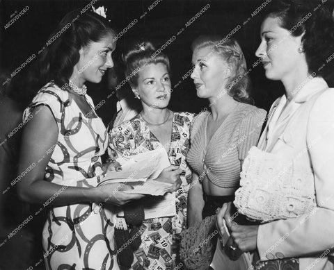 crp-15497 1944 Jinx Falkenburg, Claire Trevor, Ginger Rogers, Ruth Hussey for AFRS Armed Forces Radio Service crp-15497