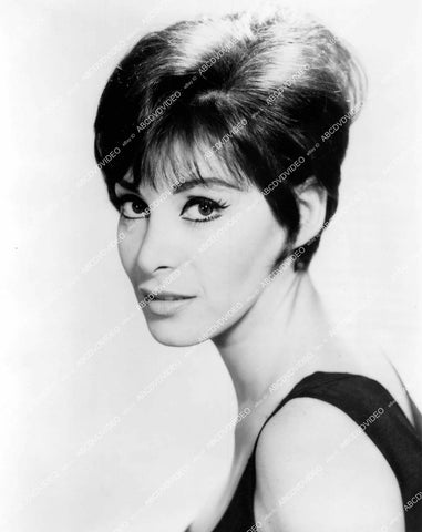 crp-15650 1964 Irina Demick portrait crp-15650