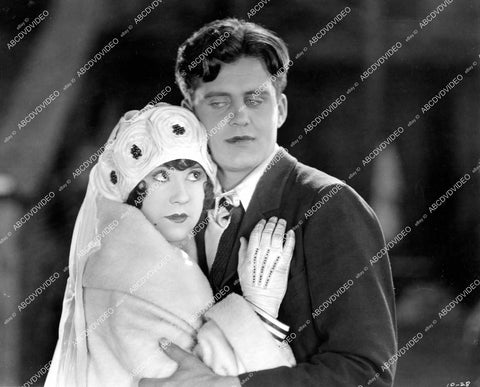 crp-15800 circa 1924 Dorothy Devore & co-star unknown silent film crp-15800