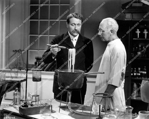 crp-16059 1939 Donald Douglas MGM short subject film Mark Carleton aka Forgotten Victory (Russia's Kubanke wheat) crp-16059