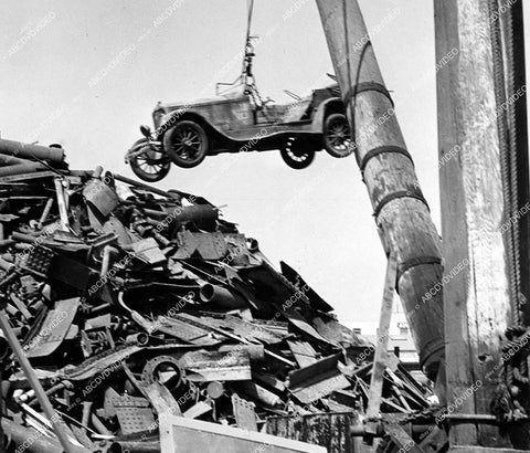 crp-16068 1938 vintage auto headed for scrap heap short subject film Passing Parade The Autobiography of a Car crp-16068
