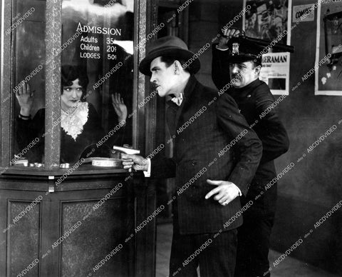 crp-16179 1970 Anita Garvin, Charley Chase compilation film 4 Clowns crp-16179