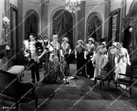 crp-16620 1928 Ramon Novarro, Renee Adoree, Alberta Vaughn, Mitzi Cummings, Dorothy Cumming silent film Forbidden Hours aka His Night crp-16620