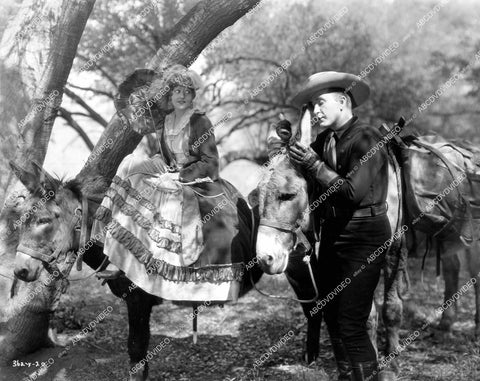 crp-17029 1928 Tim McCoy, Sylvia Beecher silent film Beyond the Sierras crp-17029