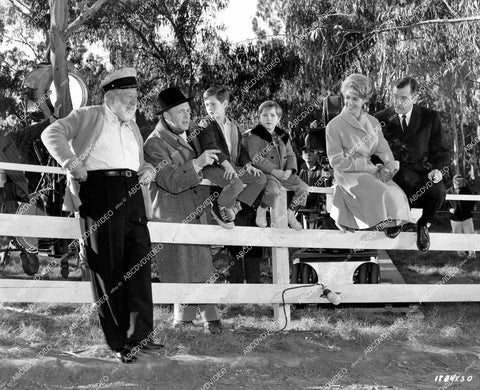 crp-17297 1963 director George Sidney, Peter Robbins, Edgar Buchanan, Gig Young, Billy Mumy, Shirley Jones film A Ticklish Affair crp-17297