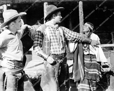 crp-17682 1918 Tom Santschi, Evelyn Axzell, Clarence Williams maybe silent film The Hell Cat crp-17682
