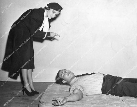 crp-18465 1938 Florence Rice shows Nat Pendleton wrestling self defense moves film Fast Company crp-18465