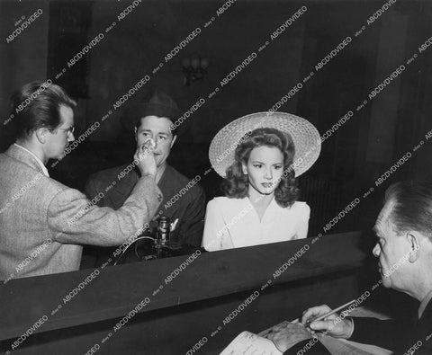 crp-18488 1943 Janet Blair, Don Ameche & Columbia makeup man Bob Schiffer film Something to Shout About crp-18488