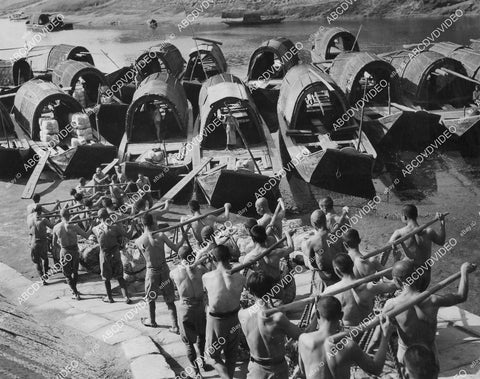 crp-01857 1944 historic Tse Liu Ching, China workers salt mines that produce quarter million tons a year crp-01857