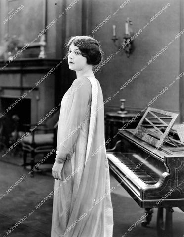 crp-18655 1918 Ruth Elder silent film Thirty a Week crp-18655