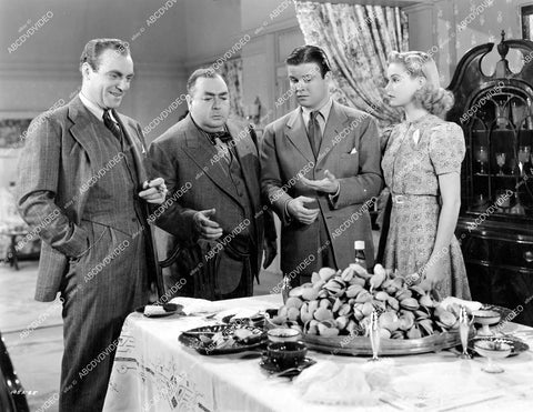 crp-18771 1940 Richard Lane, Eugene Pallette, Tom Brown, Nan Grey film Sandy Is a Lady crp-18771
