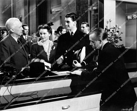 crp-19093 1945 Cora Sue Collins, Michael Kirby, Samuel S Hinds film Weekend at the Waldorf crp-19093