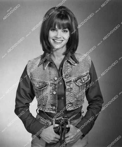 crp-02301 1994 Julie McCullough in denim outfit TV Robin's Hoods crp-02301