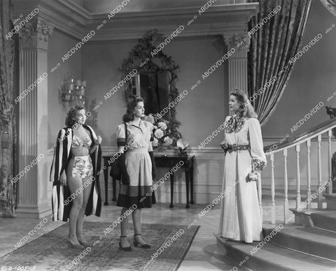 crp-02348 1944 Evelyn Keyes, Jinx Falkenburg, Anita Louise film Nine Girls crp-02348