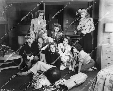 crp-02352 1944 Leslie Brooks,Evelyn Keyes,Ann Harding,Shirley Mills,Jinx Falkenburg,Jeff Donnell,Lynn Merrick Nine Girls crp-02352