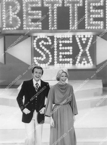 crp-02463 1977 Bill Anderson, Sarah Purcell TV game show The Better Sex crp-02463