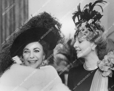 crp-02969 1987 Elizabeth Taylor, Jane Alexander TVM Malice in Wonderland crp-02969