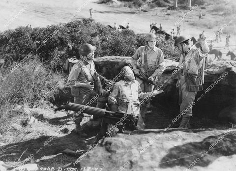 crp-03135 1942 Donald MacBride, Frank Sully, Brian Donlevy, Frank Jenks Two Yanks in Trinidad crp-03135