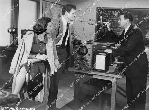crp-03313 1957 Robert Shayne, Jeff Morrow, Mara Corday sci-fi film The Giant Claw crp-03313