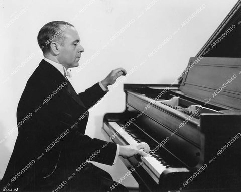 crp-03540 1943 music Jose Iturbi at the piano film Two Girls and a Sailor crp-03540