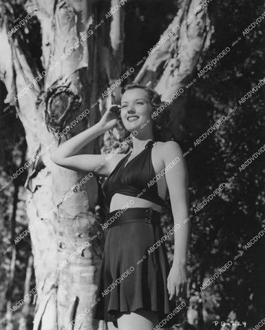 crp-03551 1939 RKO studios stamp on back, and i.d. as "Brenda Frazier" crp-03551