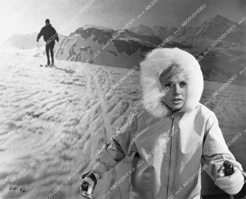 crp-03650 1967 Britt Ekland in ski pursuit film The Double Man crp-03650
